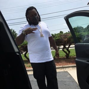 Meet your Posher, Earmon